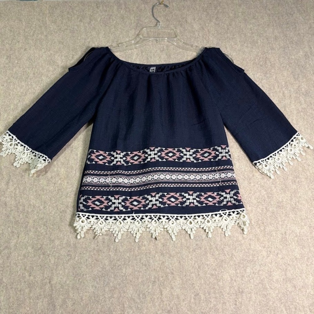 Beautees Cold Shoulder Top Womens Medium Navy Blue Rayon Boho Lace Trim Fest NWT
